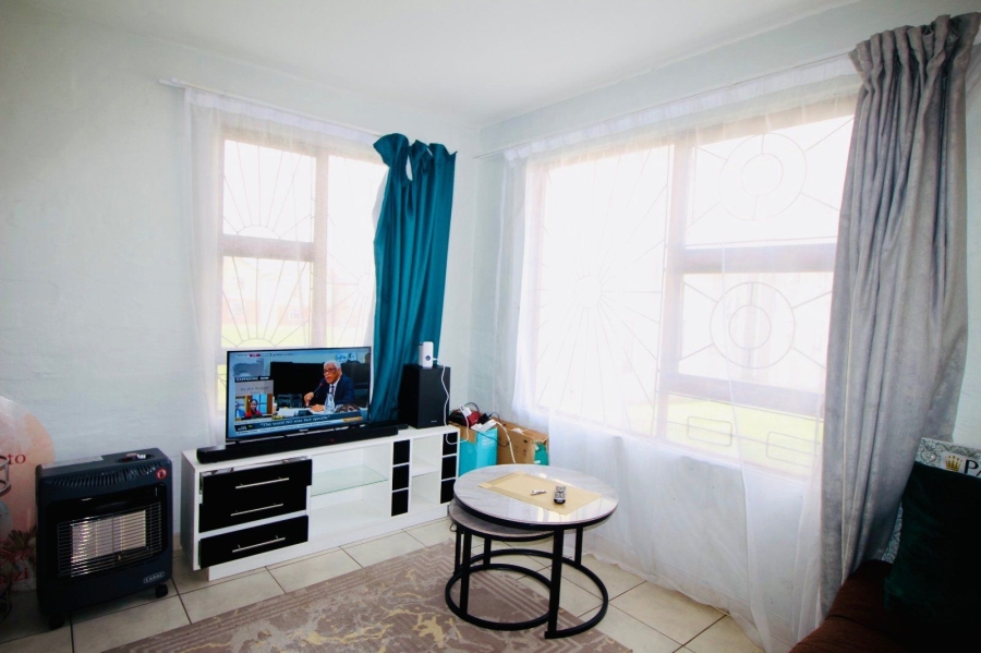 1 Bedroom Property for Sale in Amalinda Eastern Cape